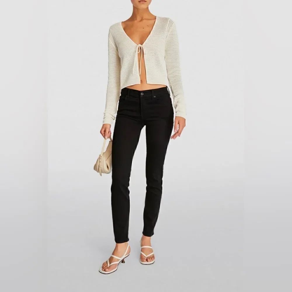 7 of all mankind H/R Roxanna black Slim Fit Jean sz 26